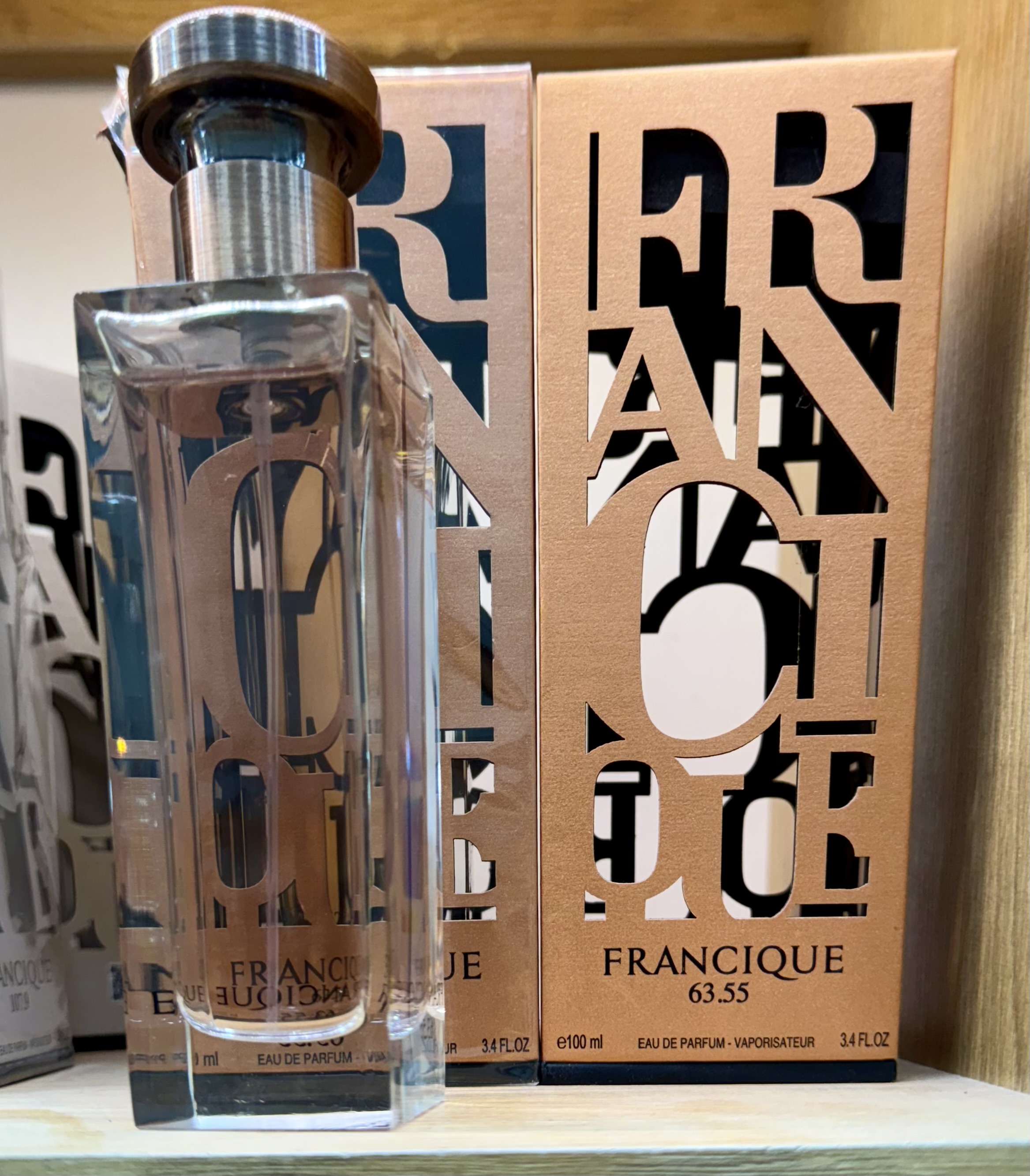 ادکلن اف ای پاریس فرانسکی 63.55 فرنچ اونو رایحه بی دی کی پارفومز گریس چارنل ، ١٠٠ میل (Francique 63.55)BDK Parfums Gris Charne